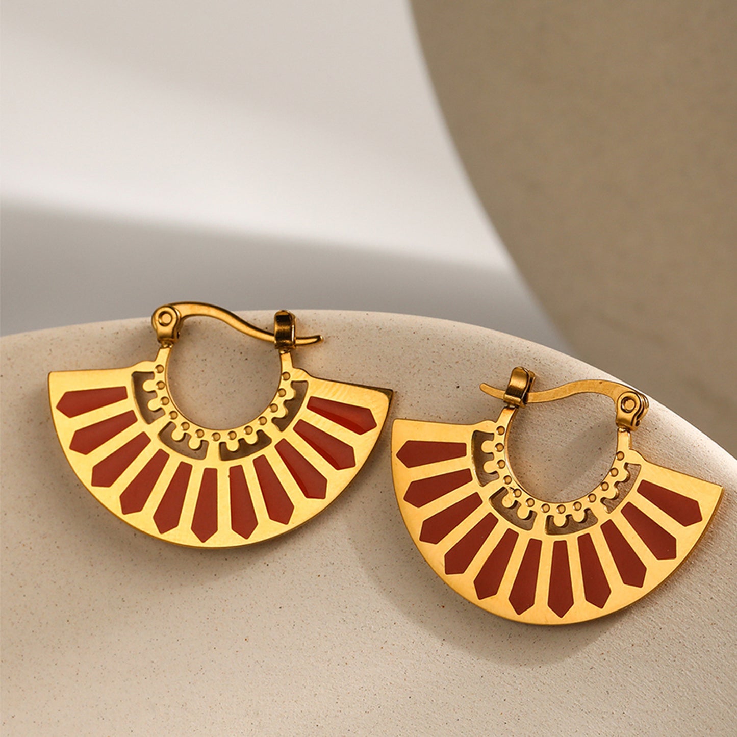 Elevate Your Style: Fashion Fan Earrings for Every Occasion