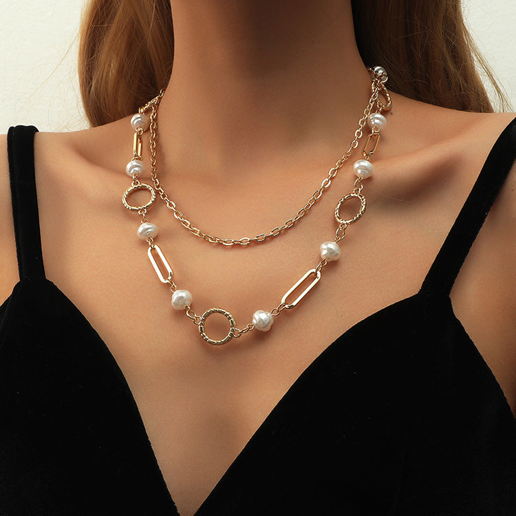 Chic Alloy Pearl Clavicle Chain Necklace: Elevate Your Fashion Style