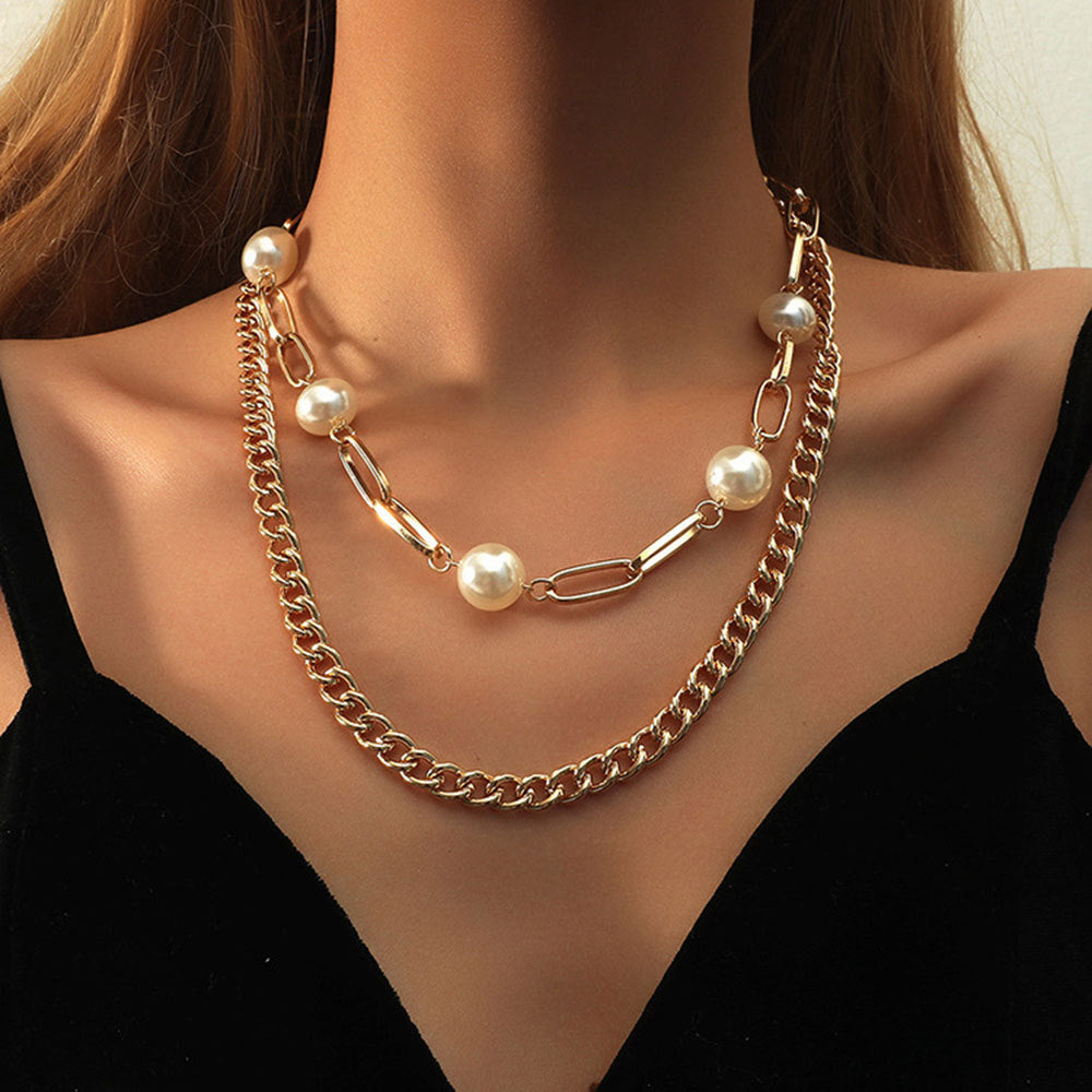 Chic Alloy Pearl Clavicle Chain Necklace: Elevate Your Fashion Style