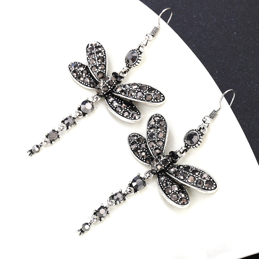 Ethnic Vintage Dragonfly Earrings: Unique Fringe Design for Elegant Style