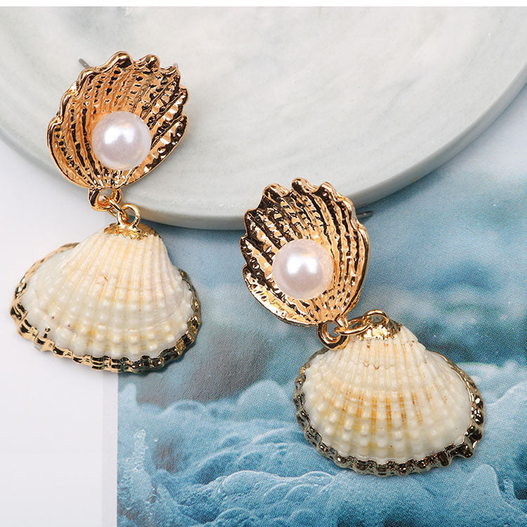 Boucles d'oreilles coquillages de plage vintage élégantes avec perles pour un charme intemporel