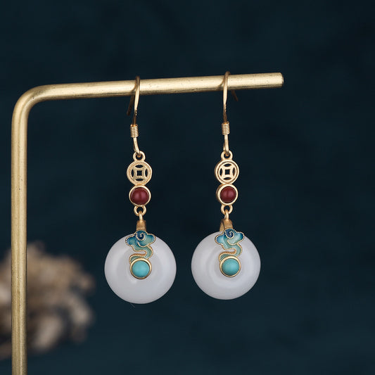 Discover Unique Vintage Earrings: Enhance Your Style with Timeless Elegance