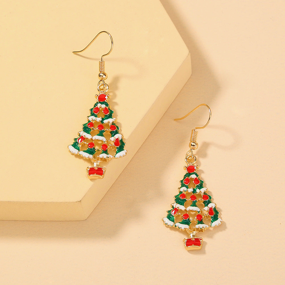 Celebrate Christmas Cheer: Adorable Earrings for Festive Holiday Style