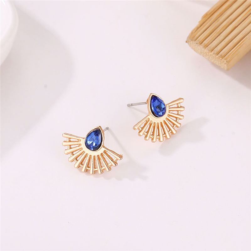 Chic Bohemian Vintage Stud Earrings: Perfect Accessory for Women’s Style.