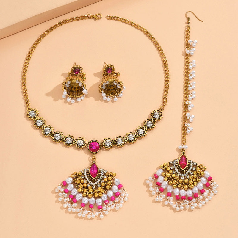 Superbe ensemble de bijoux ethniques vintage en perles de pierres précieuses : boucles d'oreilles et collier