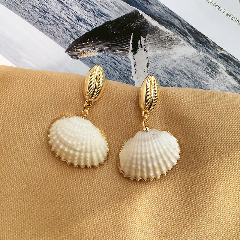 Boucles d'oreilles coquillages de plage vintage élégantes avec perles pour un charme intemporel