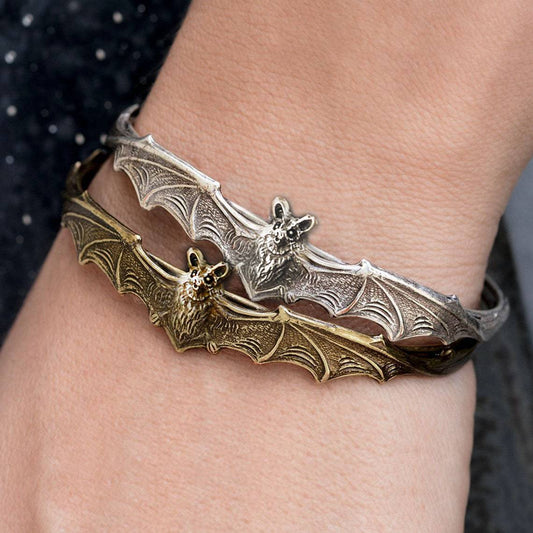 Gorgeous Halloween Bat Bracelet: Elevate Your Festive Style Effortlessly