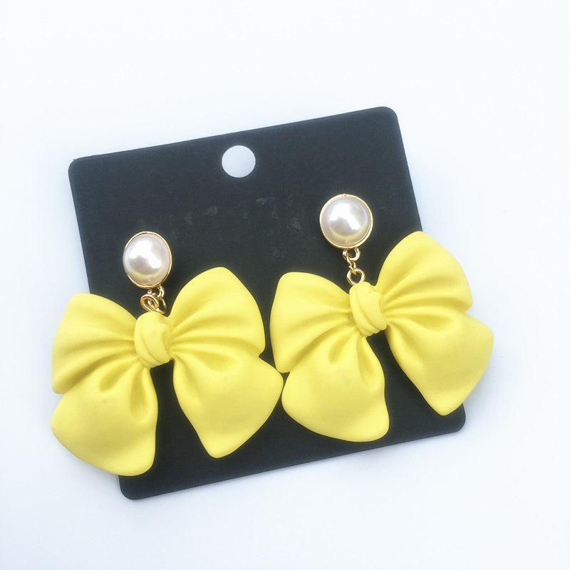 Elegant Fairy Pearl Bow Earrings Enhance Your Outfit with Timeless Charm