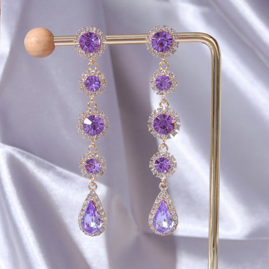 Enhance Your Elegance: Long Water Drop Earrings for Stylish Look