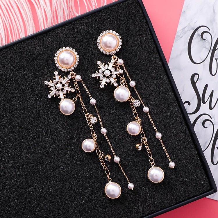 Sparkle and Shine: Long Chain Crystal Snowflake Pearl Earrings