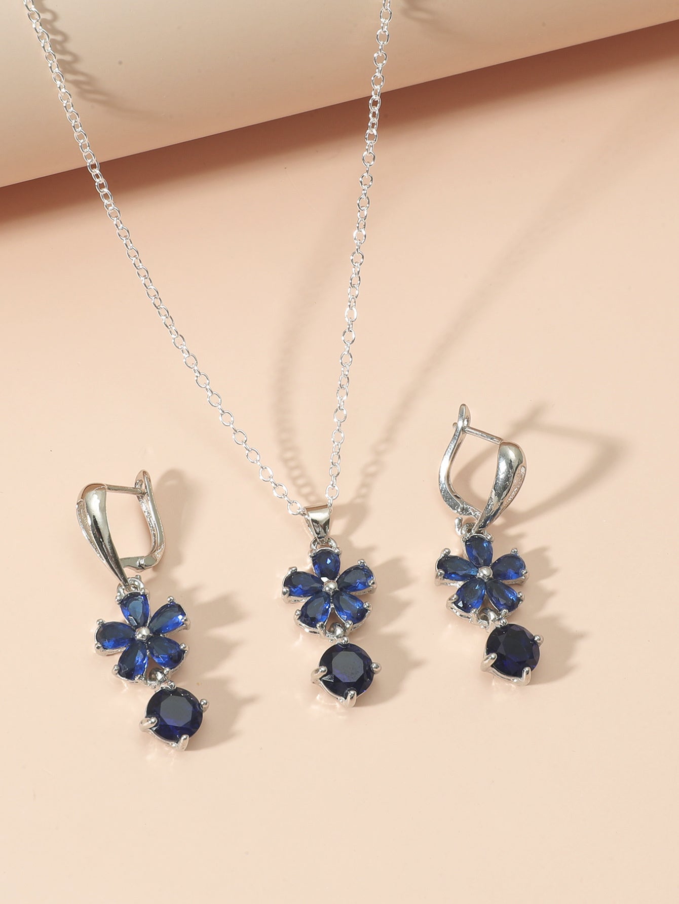 Elevate Your Style: Stunning Women’s Gemstone Necklace and Earring Set