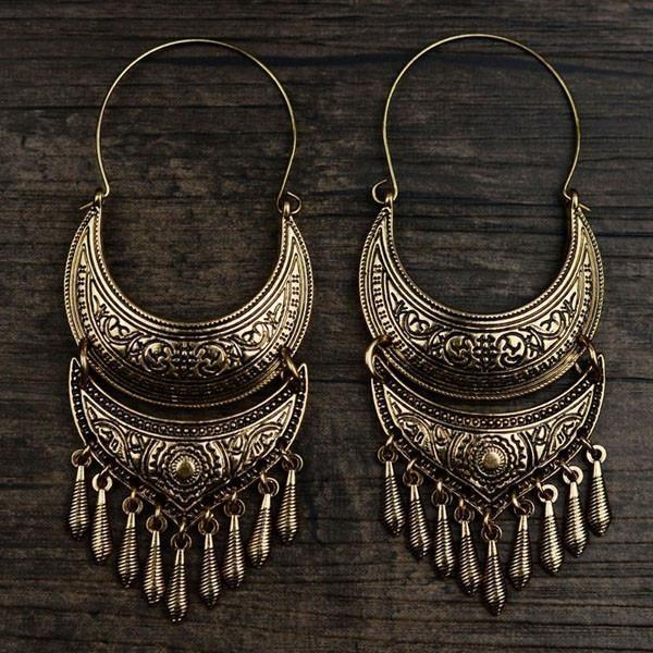 Rehaussez votre style avec des boucles d'oreilles à pampilles en forme de lune de style bohème antique tribal