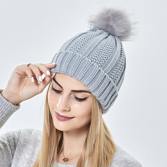 Experience Comfort: Stretchy Satin Lined Beanie Hats for Women’s Style