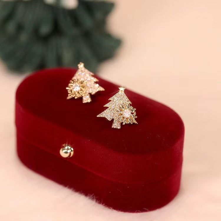 Shiny Rhinestone Snowflake Stud Earrings: Perfect Holiday Gift for Christmas!