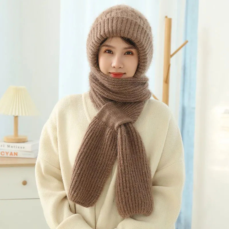 Ultimate Warmth: Women’s Fleece-Lined Scarf and Hat for Cold Days