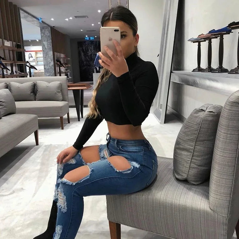 Fashionable Women's Long Sleeve Crop Shirt - Sexy Streetwear Look