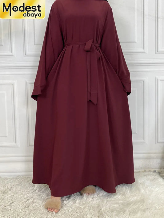 Elegant Modest Abaya: Classic Design for Everyday and Special Occasions