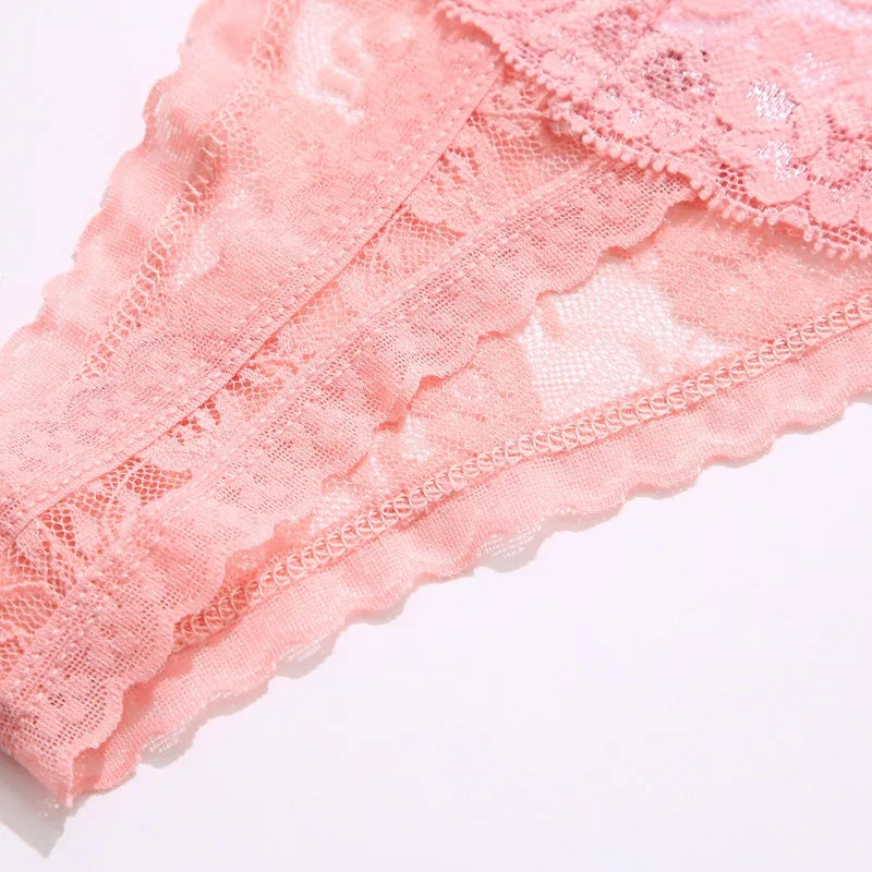 Améliorez votre confiance en vous avec des ensembles de string en dentelle sexy : le confort féminin ultime