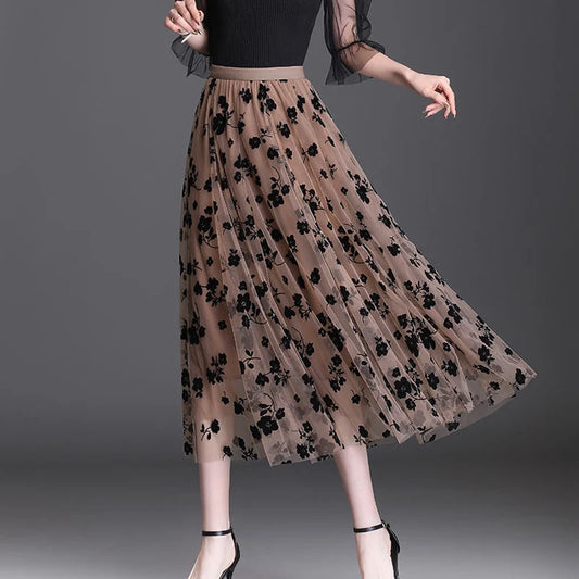 Chic Floral Hooked Tulle Midi Skirt for Women - Lightweight Style