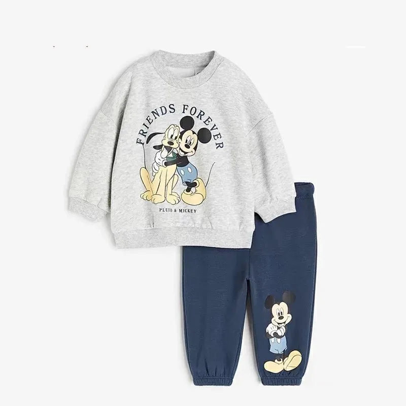 Comfortable Baby Long Sleeved Sweatshirt and Sweatpants for Cozy Warmth