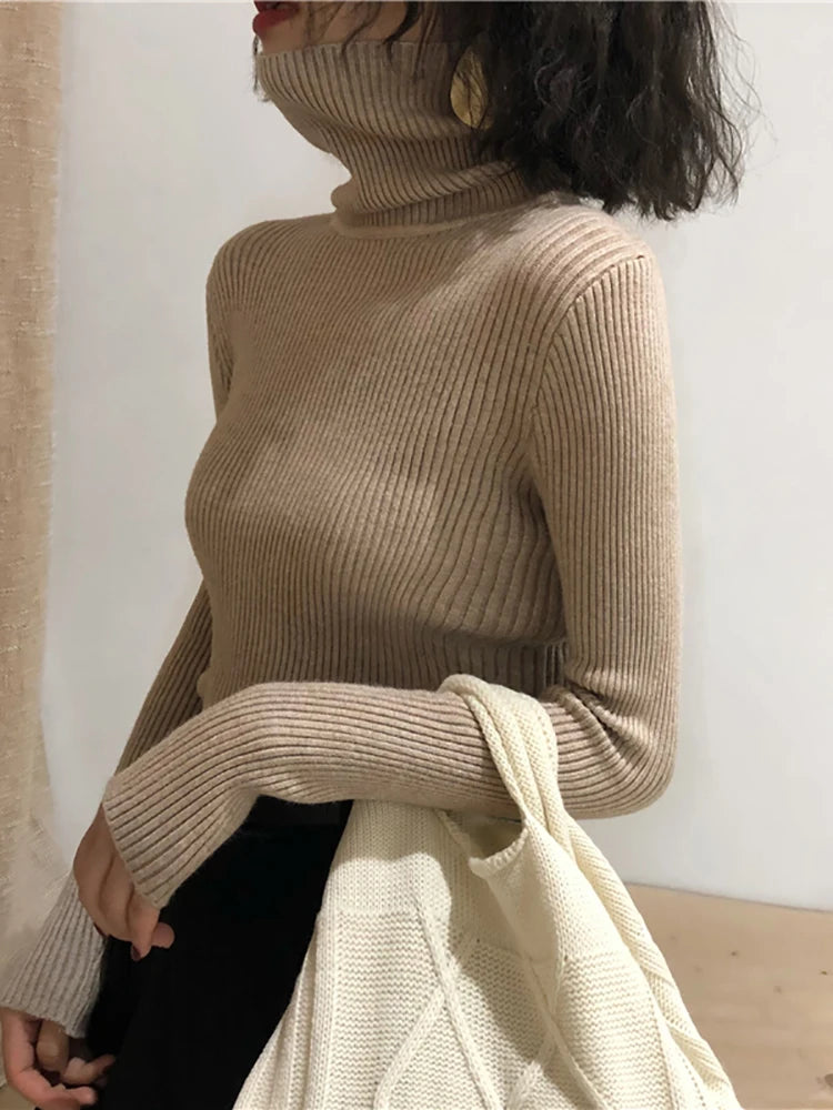 Shop Stylish Women's Turtleneck Sweaters: Warmth, Comfort, and Versatility