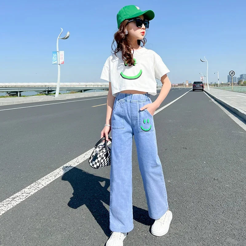 Trendy Gradeschooler Girl Crop Top and Jeans Set for Everyday Comfort