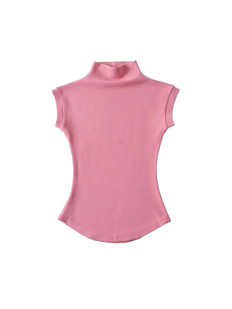 Chic Sleeveless Turtleneck Pullover: Slim Fit for Effortless Elegance