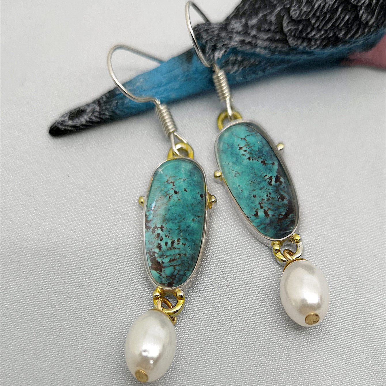 Boucles d'oreilles élégantes en perles turquoise vintage : des bijoux intemporels pour un style unique