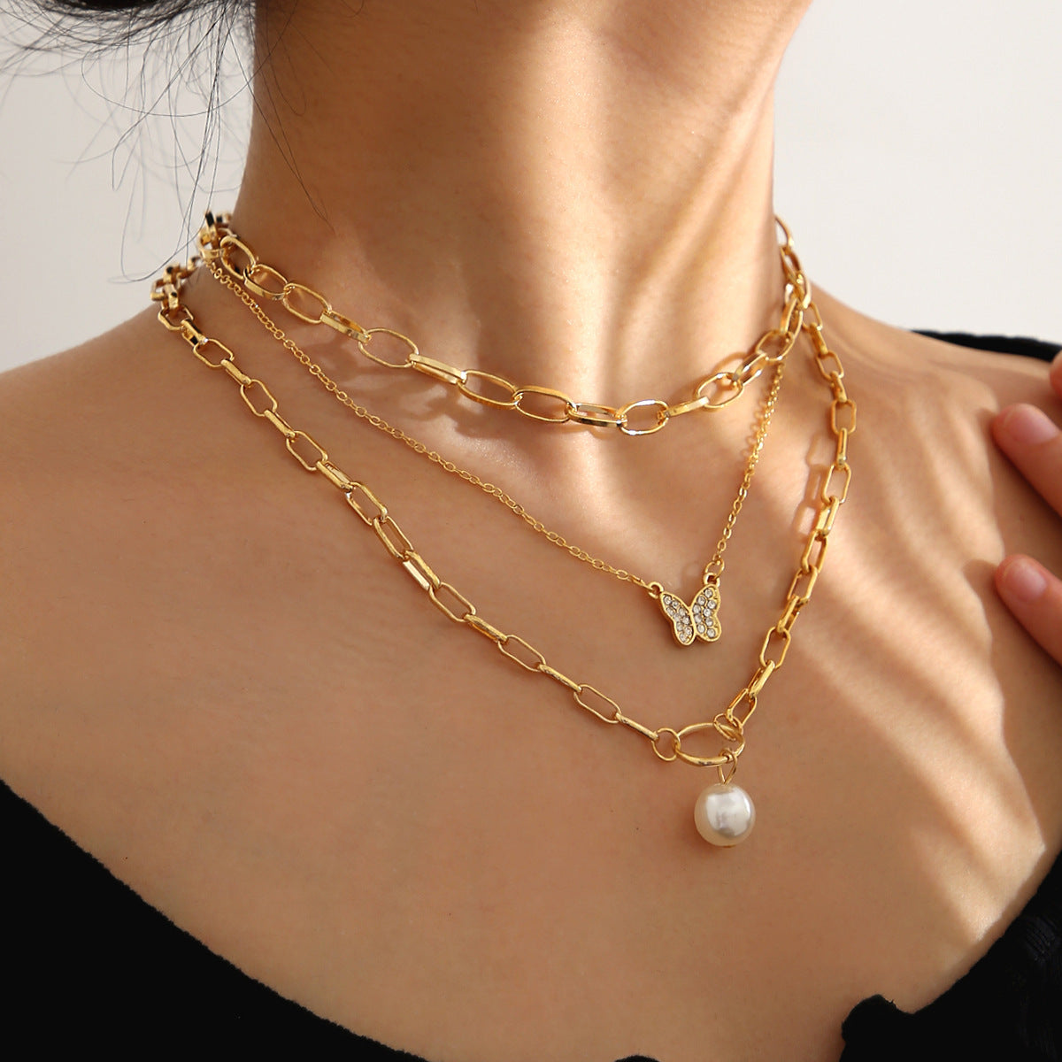 Elevate Your Style: Versatile Multi-Layer Chain Necklace for Any Occasion