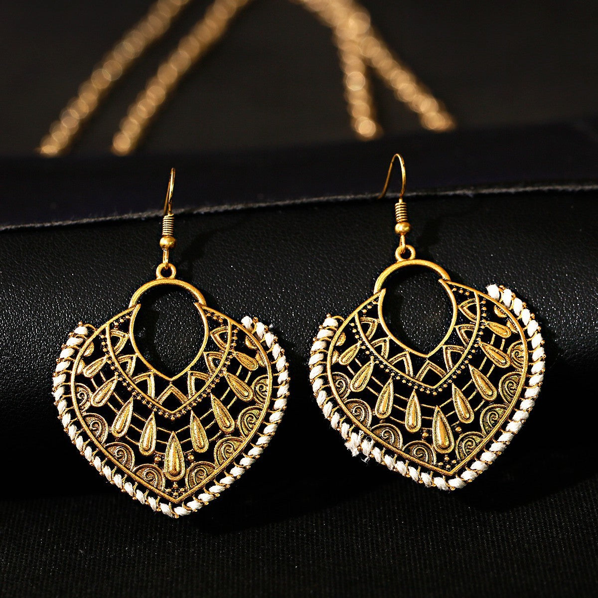 Bohemian Vintage Earrings: Simple Hollow Design for Effortless Elegance