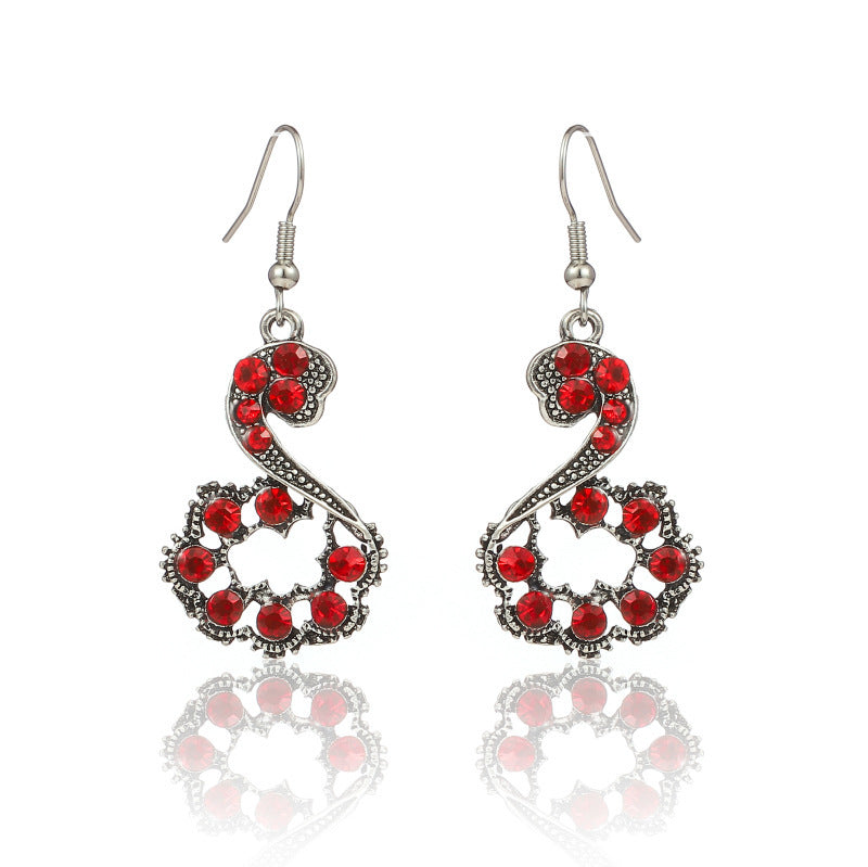 Enhance Your Look: Vintage Style Drop Earrings With Dazzling Diamonds