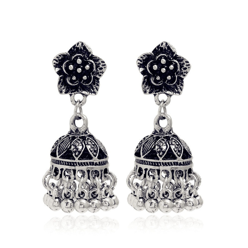 Boucles d'oreilles cloches vintage sculptées ethniques bohèmes élégantes qui rehaussent chaque tenue