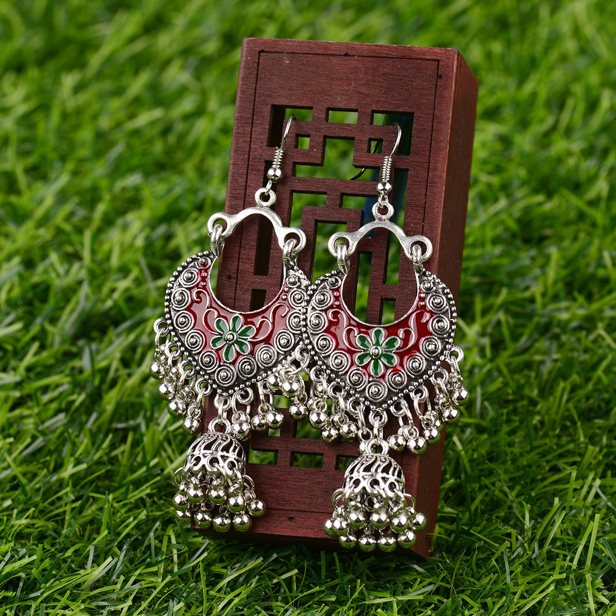 Discover Timeless Beauty: Ethnic Style Vintage Earrings for Every Occasion