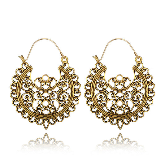 Stylish Floral Design Hollow Carved Round Earrings for Everyday Wear