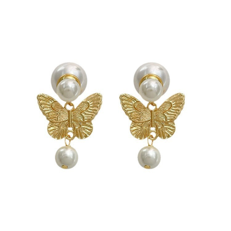 Discover Timeless Elegance: Vintage Butterfly Pearl Stud Earrings Style!