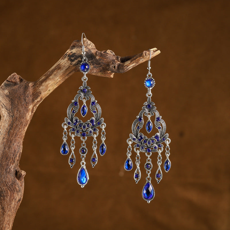 Enhance Your Look: Vintage Style Drop Earrings With Dazzling Diamonds