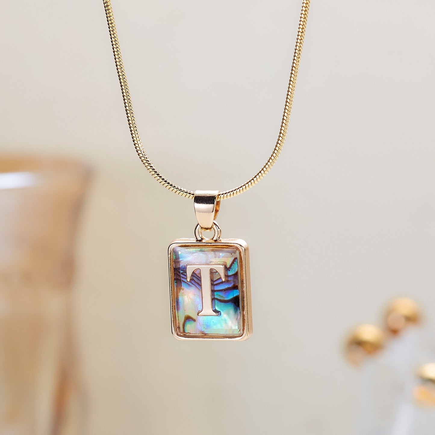 Personalized Luminous Pendant Necklace: 26 Letters, Colorful Shell Design Charm