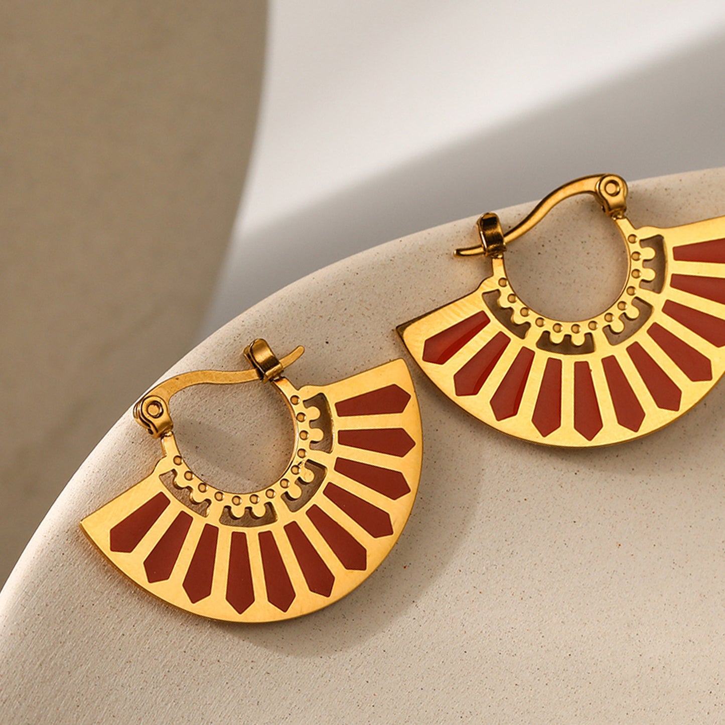 Elevate Your Style: Fashion Fan Earrings for Every Occasion