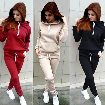 Activewear tracksuit set keeps women warm stylish and comfy.